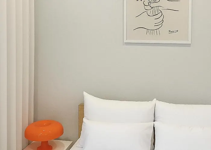 아파트 홍대입구역 5분, 홍대 중심가, 최대7인, 짐보관, 호텔식 침구,세탁건조기, 홍대 서울특별시